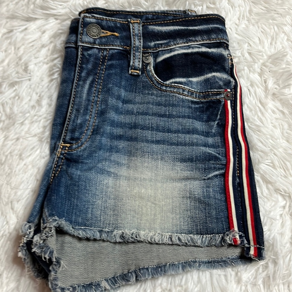Never worn